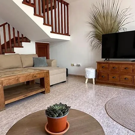 Villa Family & Cowork Chill House *